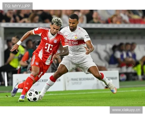 拜仁内部矛盾凸显！后防危机与管理分歧，这支豪门还能否维持争冠底气？