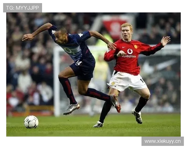 在利物浦体系下杰拉德与斯科尔斯传球倾向分化趋势